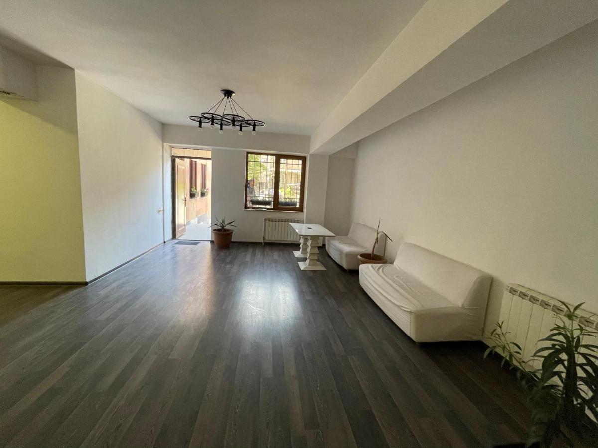 One Day Hotel Yerevan Luaran gambar